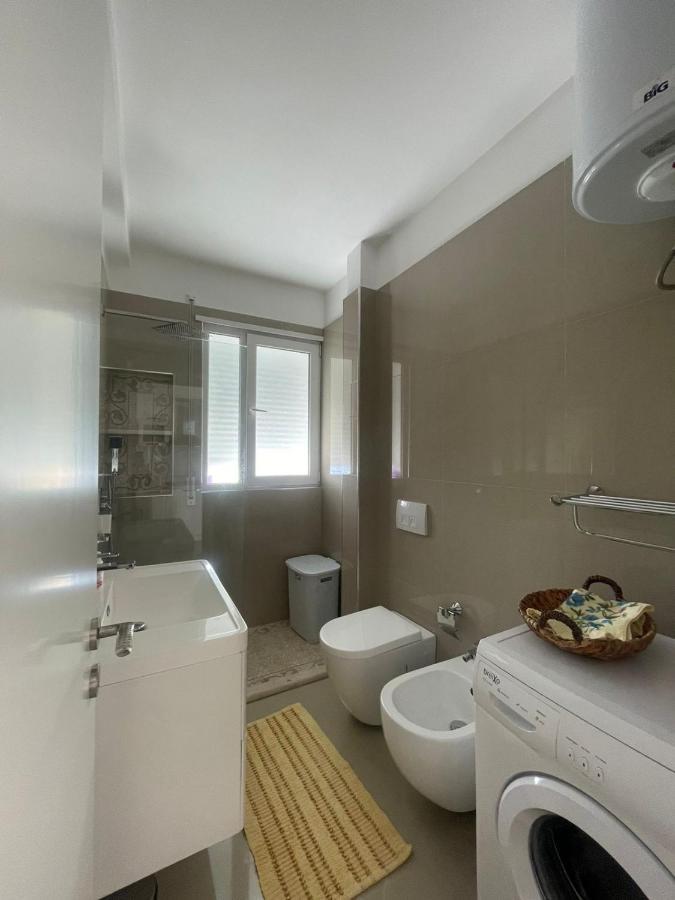 Kraal Apartment *